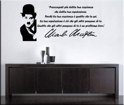 Decorazione murale frase Charlie Chaplin