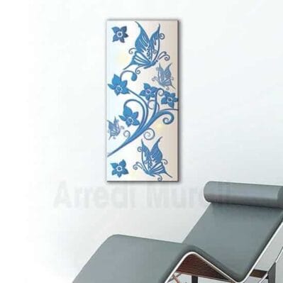quadro moderno farfalle e fiori in disposizione verticale