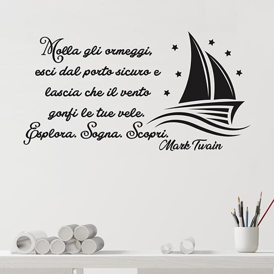 Adesivo Murale INDIGOS Con Citazione Mark Twain 'Dare Ogni Giorno La Possibilità' - Nero, 80x15 Cm, Per Soggiorno, Camera, Ufficio