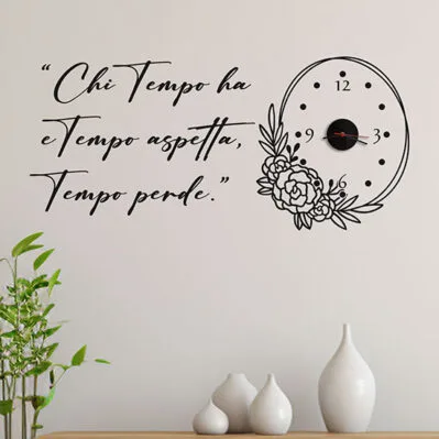 Orologio a muro con scritte adesive