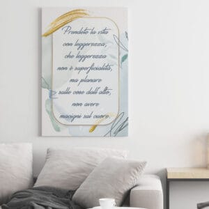 Stampa su tela personalizzata con frase emozionale, stile minimalista su sfondo bianco, ideale per ingresso o zona living.