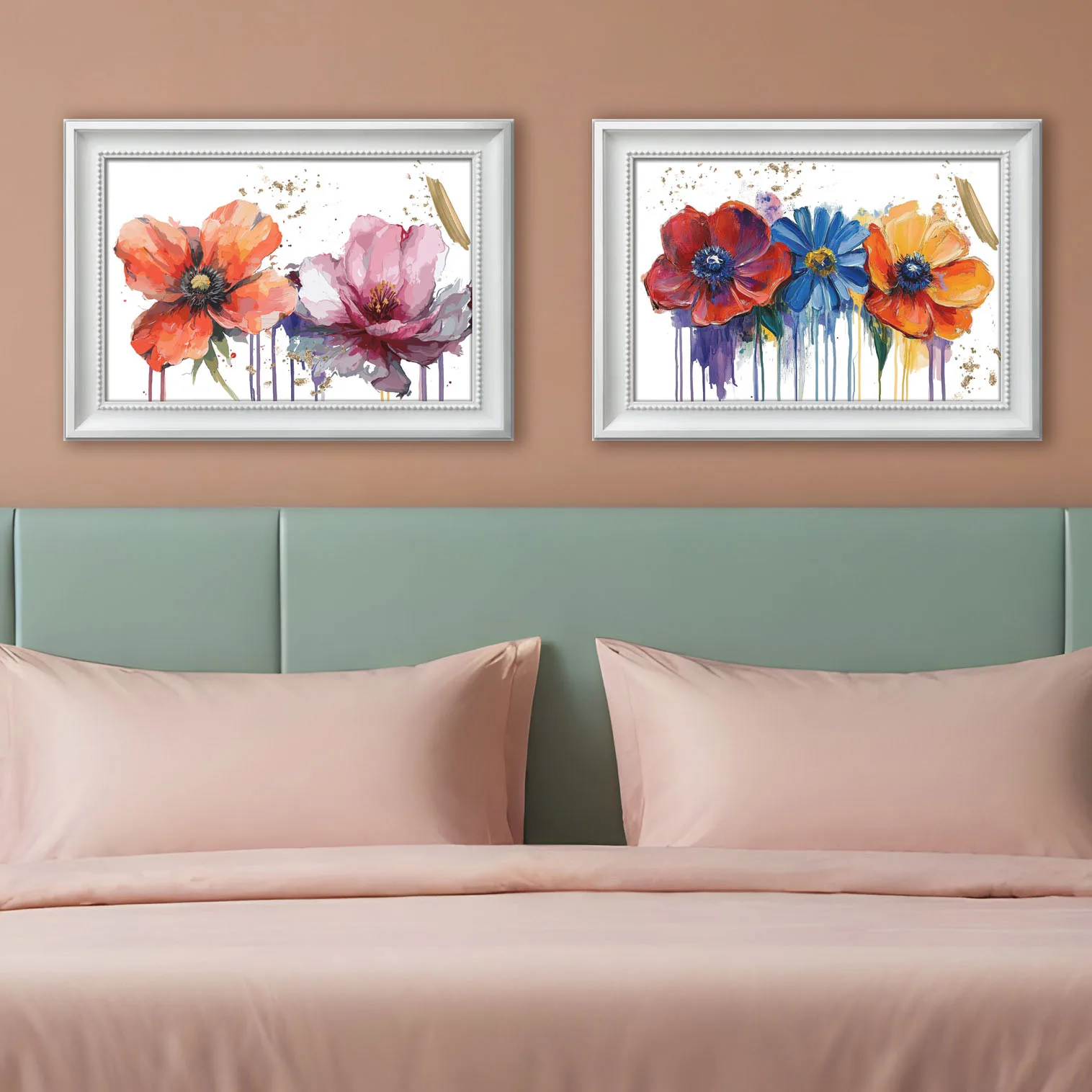 Eleganti quadri decorativi floreali su tela con effetto pittorico moderno e cornice finta stampata, ideali per arredare ambienti luminosi.