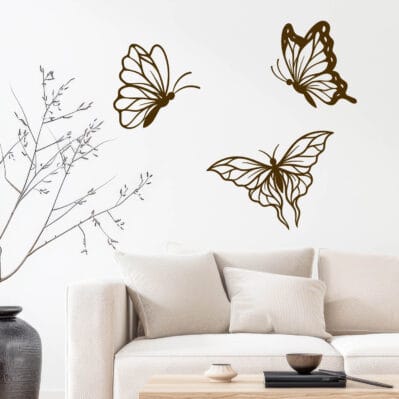 Farfalle adesive marroni decorazioni da parete su sfondo bianco, wall stickers eleganti per arredo casa.