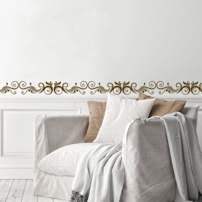 Greca adesiva decorativa per pareti moderne, ideale per arricchire salotto, camera da letto e ambienti raffinati.