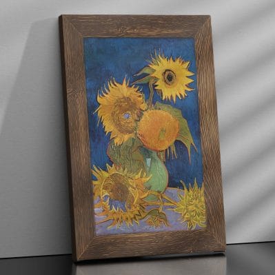 Quadro Van Gogh sei girasoli appoggiato al muro con luce laterale
