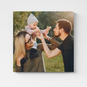 quadro personalizzato su tela con foto di famiglia formato quadrato