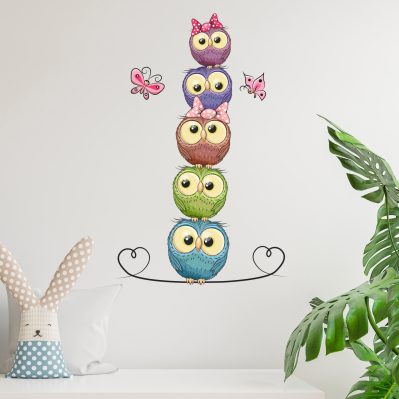 Adesivi murali gufetti colorati con farfalle per decorare cameretta bambini